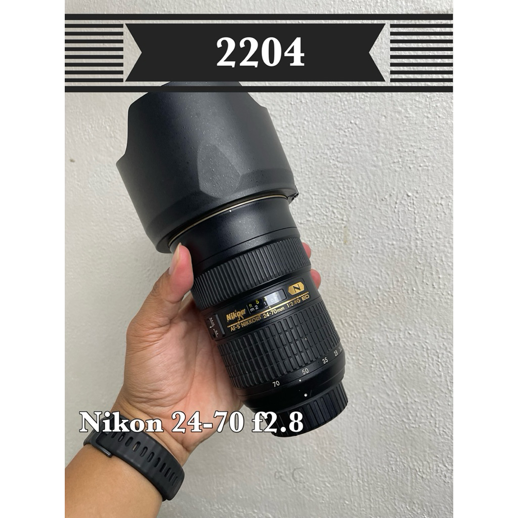 Nikon 24-70 f2.8 atau Nikkor 24 70 f 2,8 mulus