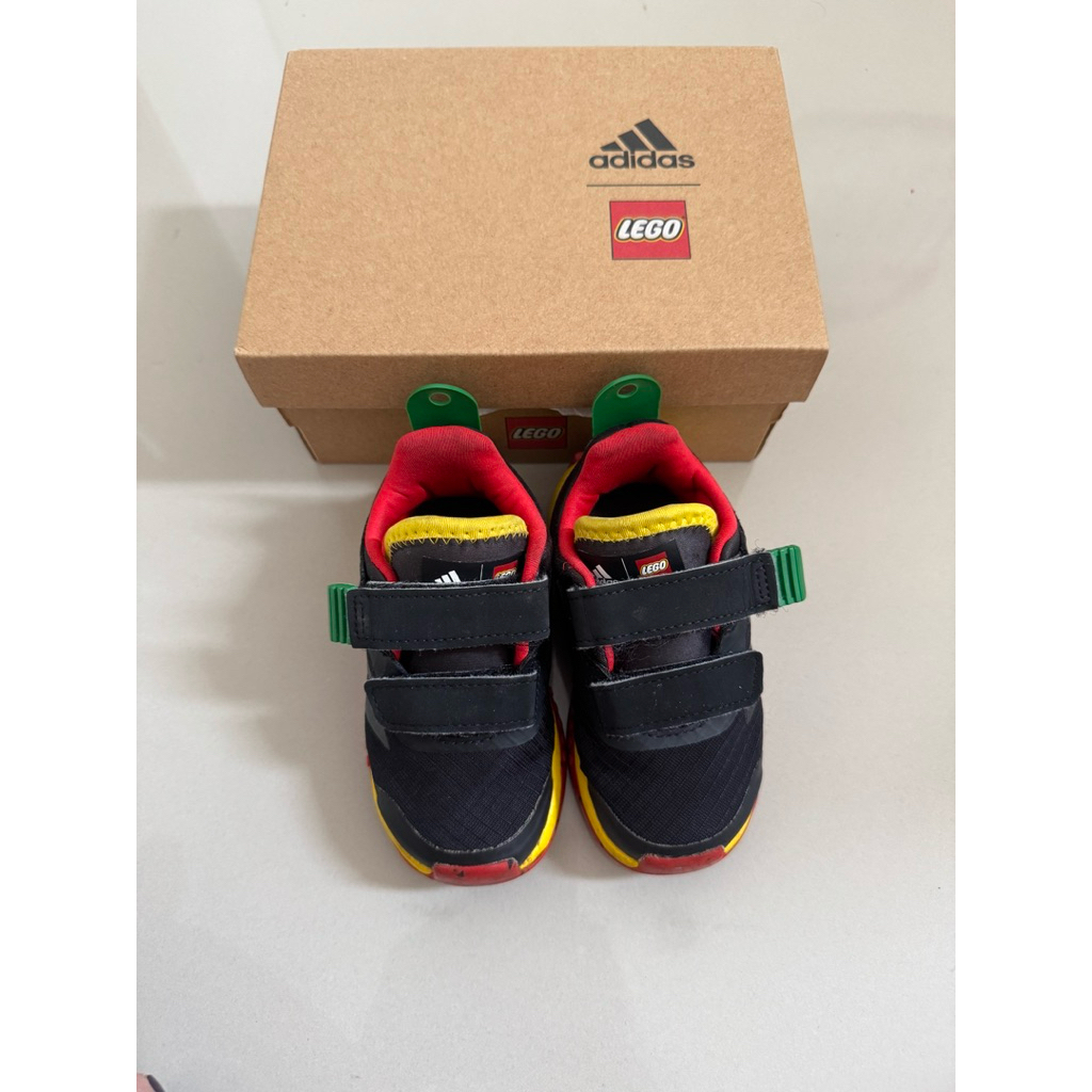 Adidas ULTRABOOST DNA x LEGO