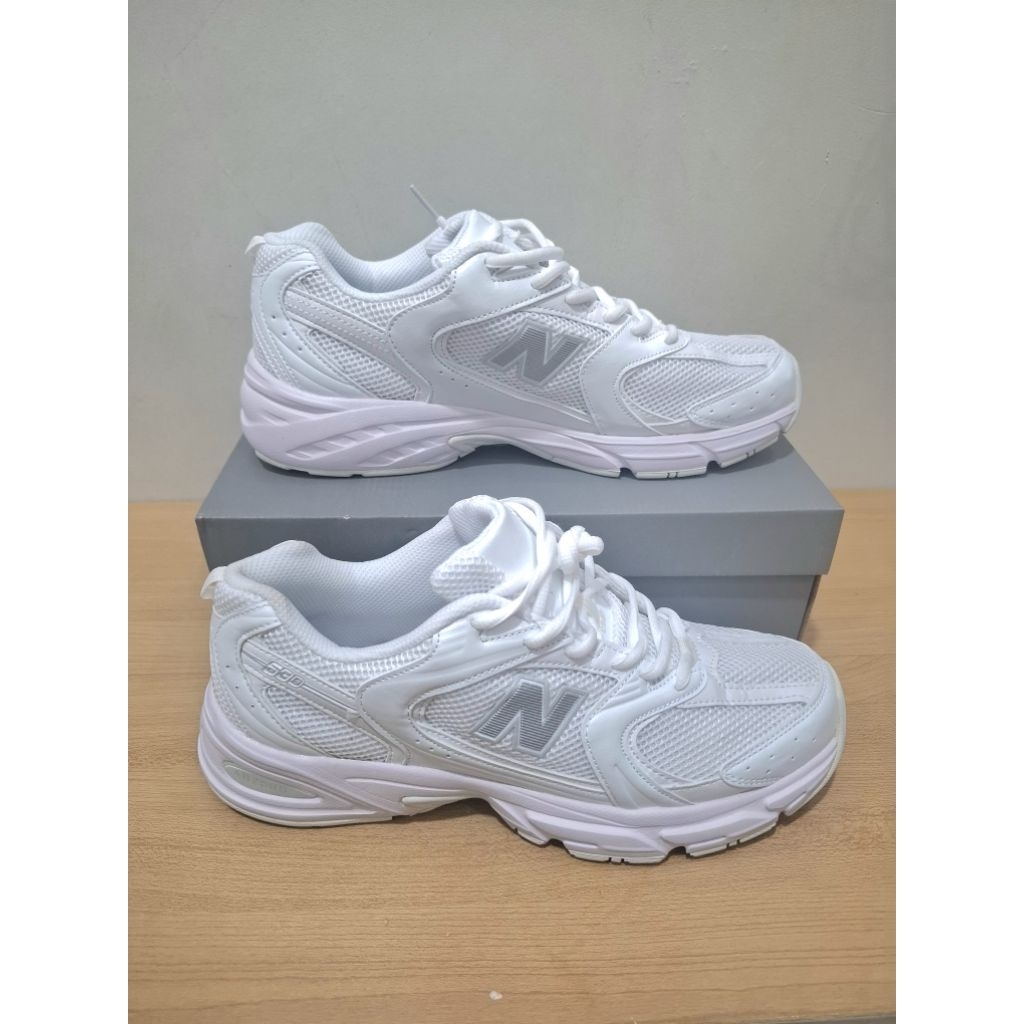 Sepatu Putih MR530FW1 Full White SIZE 45