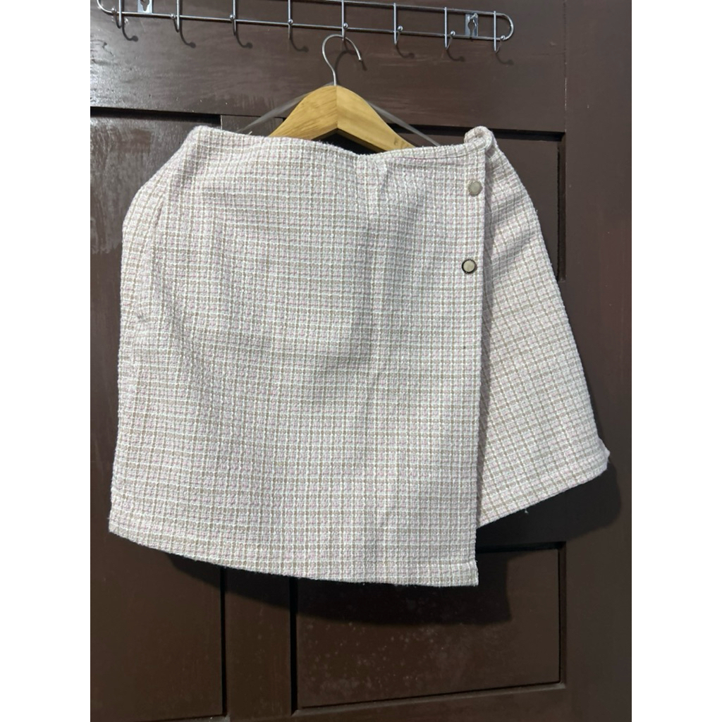 Rok Celana Wanita Executive Pink Tweed Bawahan Celana Rok Pendek