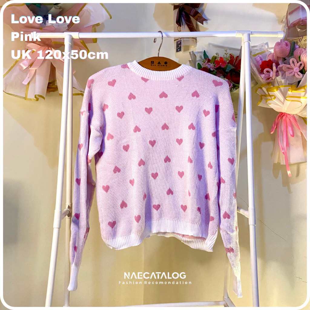 Sweater Rajut Motif Love