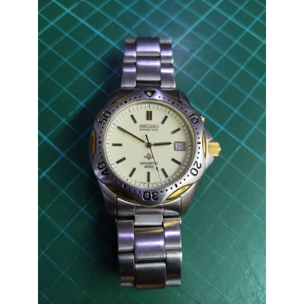 jam seiko kinetic 200m sport