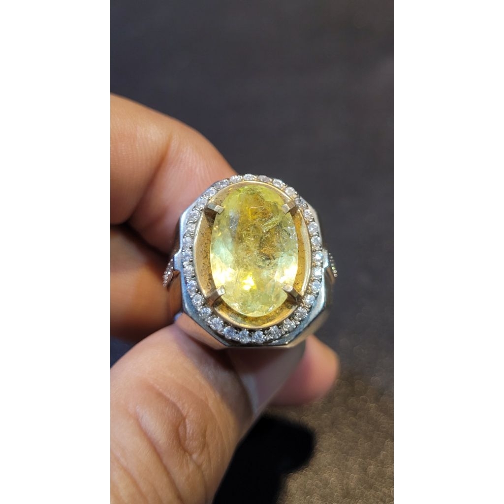 Natural Heliodor beryl
