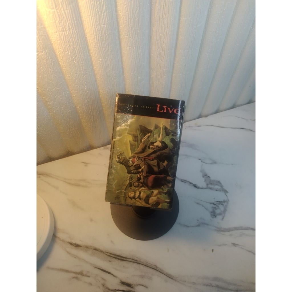 kaset pita LIVE - Throwing Copper