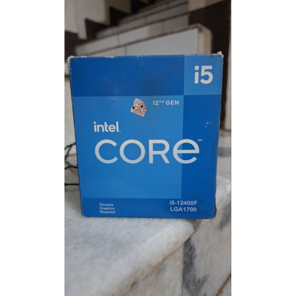 Intel i5 12400f