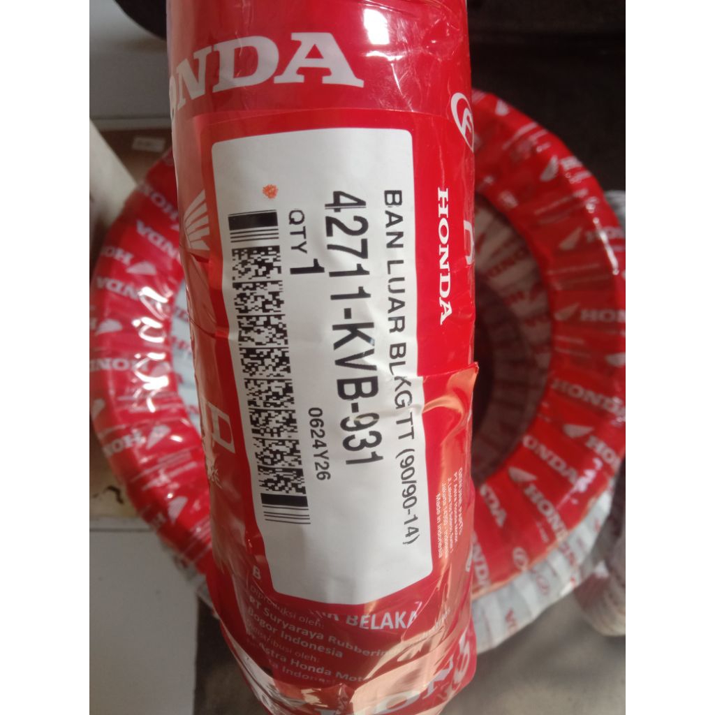 Ban luar 90/90-14 belakang beat Vario Genio non tubeless