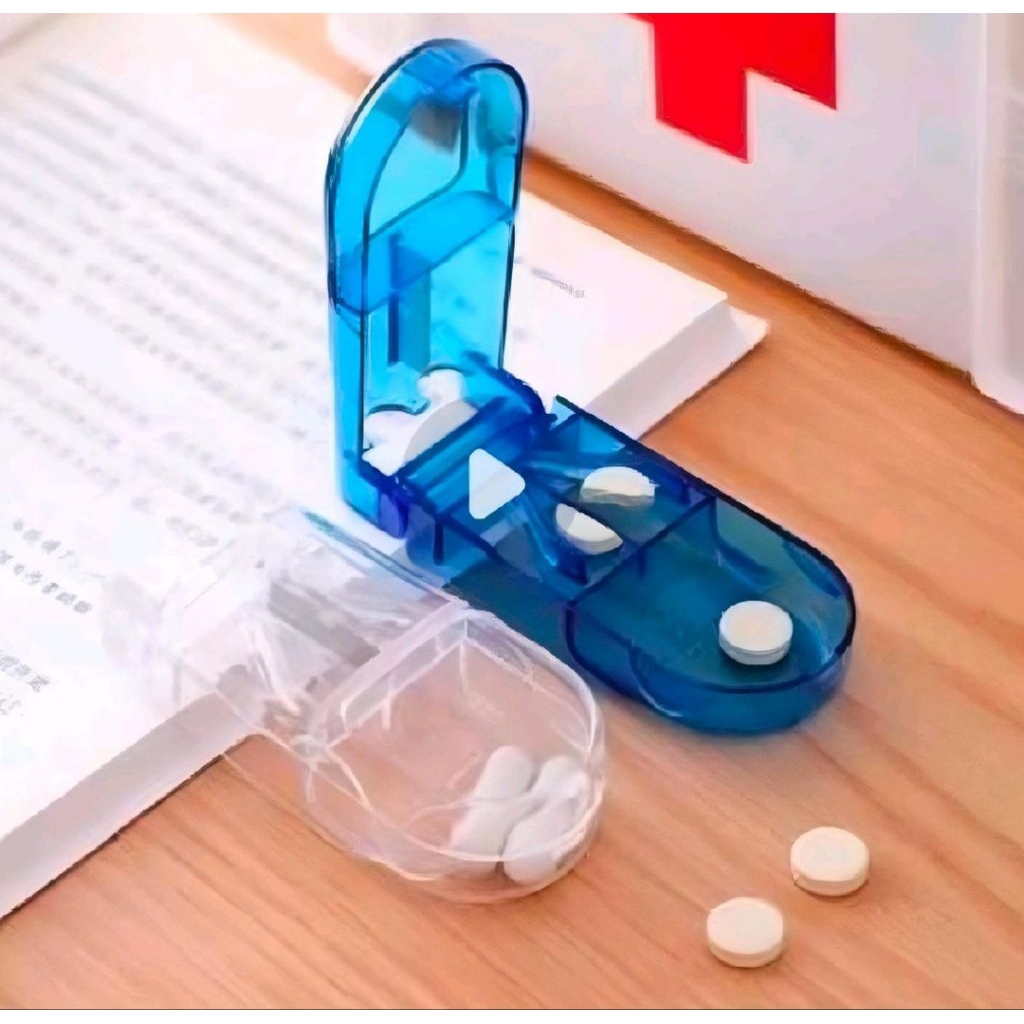 Alat Pemotong Obat Mini - Mudah Dipotong, Aman, Praktis