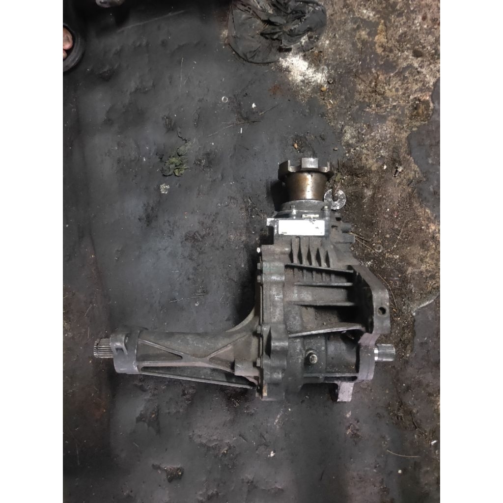 Transfer case AWD 4x4 Captiva FL Original Copotan ex Singapore