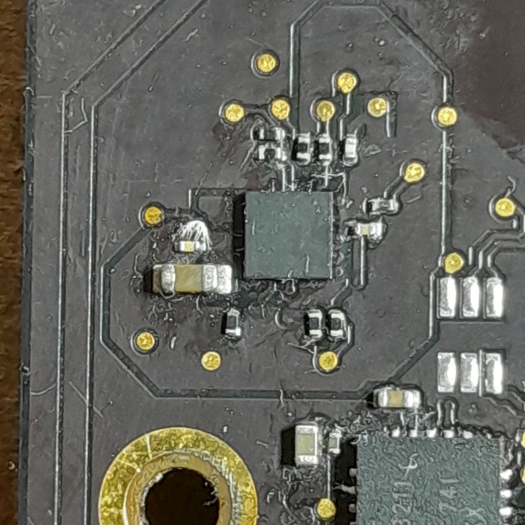 IC Backlight Driver MacBook Air dan Pro LP8550