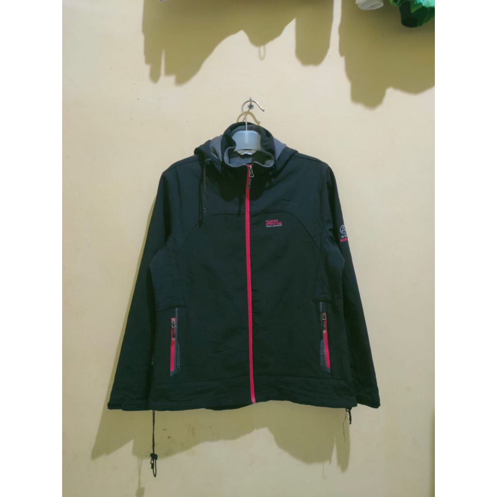 JAKET OUTDOOR LECAF