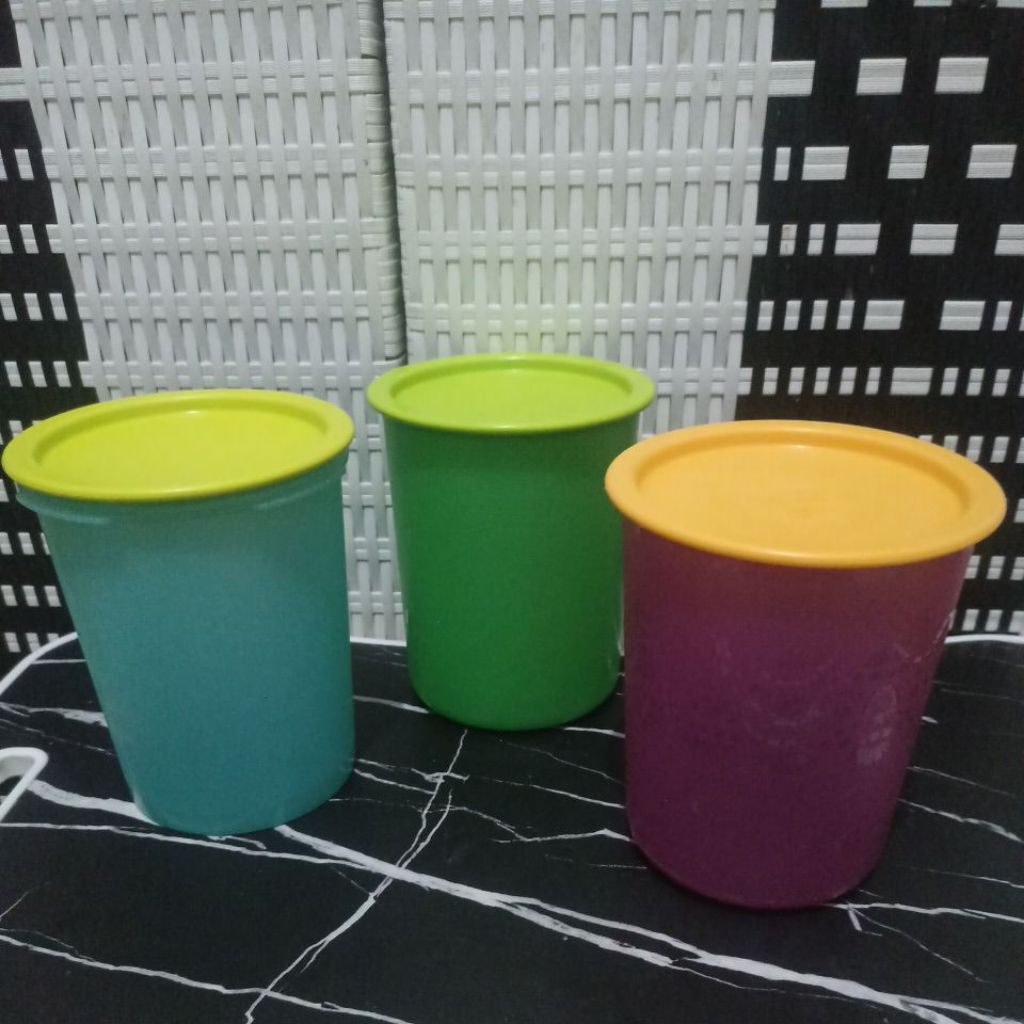 Canister mozaik toples tupperware preloved