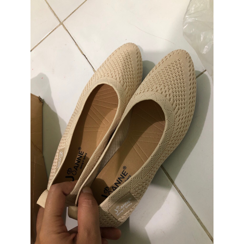 Sepatu Wanita Joanne