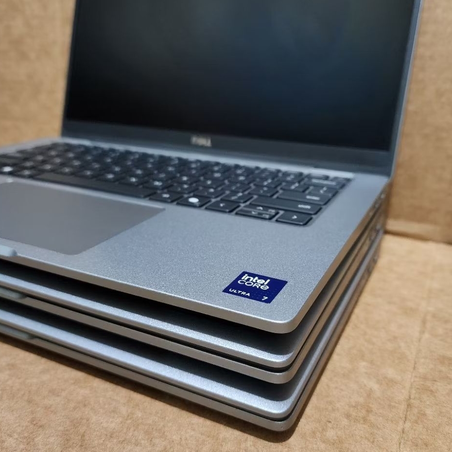 Laptop Dell Latitude 5350 Core Ultra 7 165U Ram 16Gb Ssd 512Gb NVMe