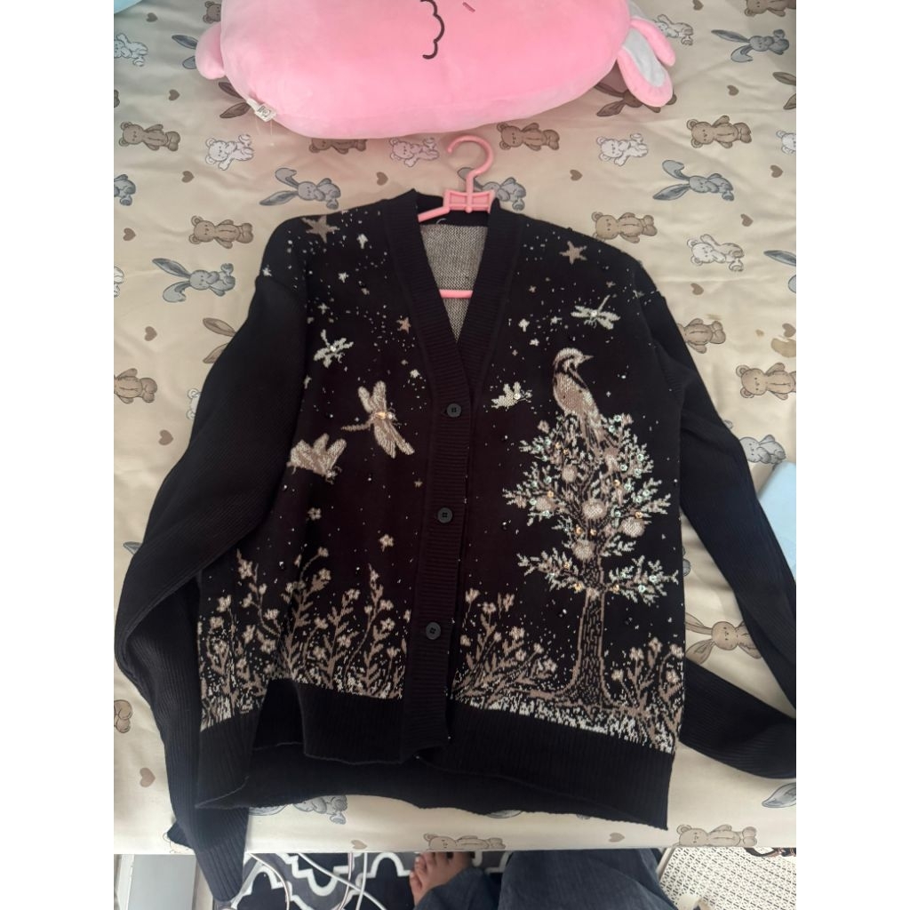 new claude cloud cardigan