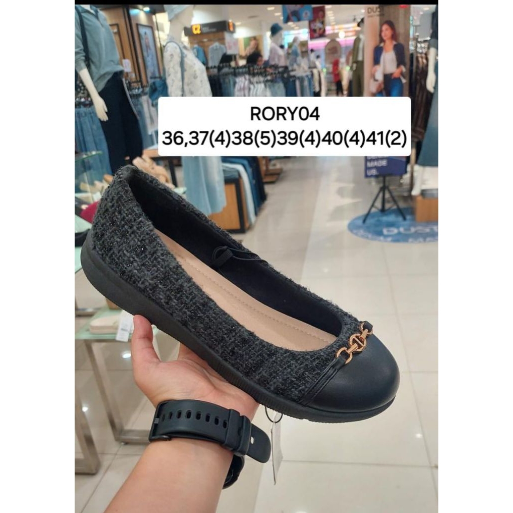 Sepatu wedges wanita St.yves