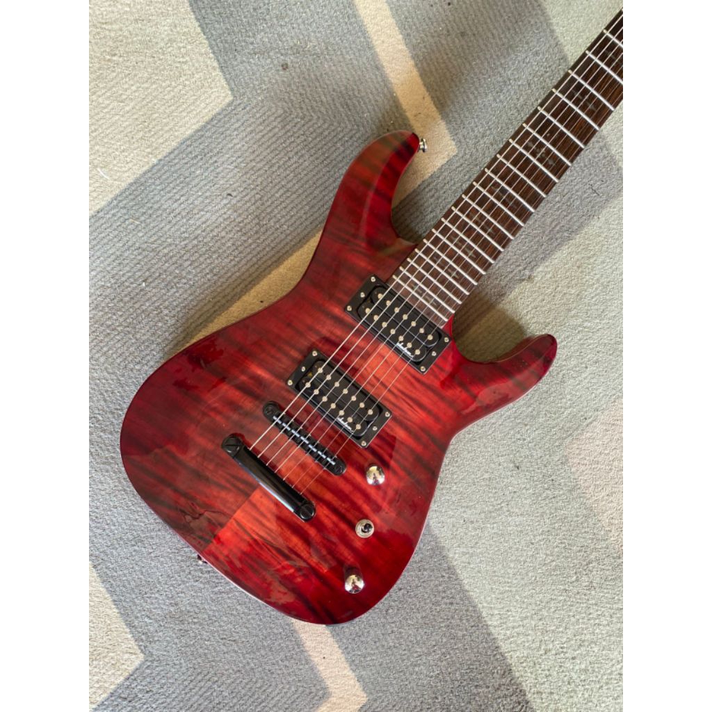 Gitar 7string Model Schecter custom