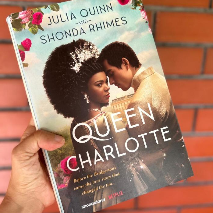 Julia Quinn Shonda Rhimes Queen Charlotte Bridgerton (HC) Buku Novel Fiction Bahasa Inggris Preloved