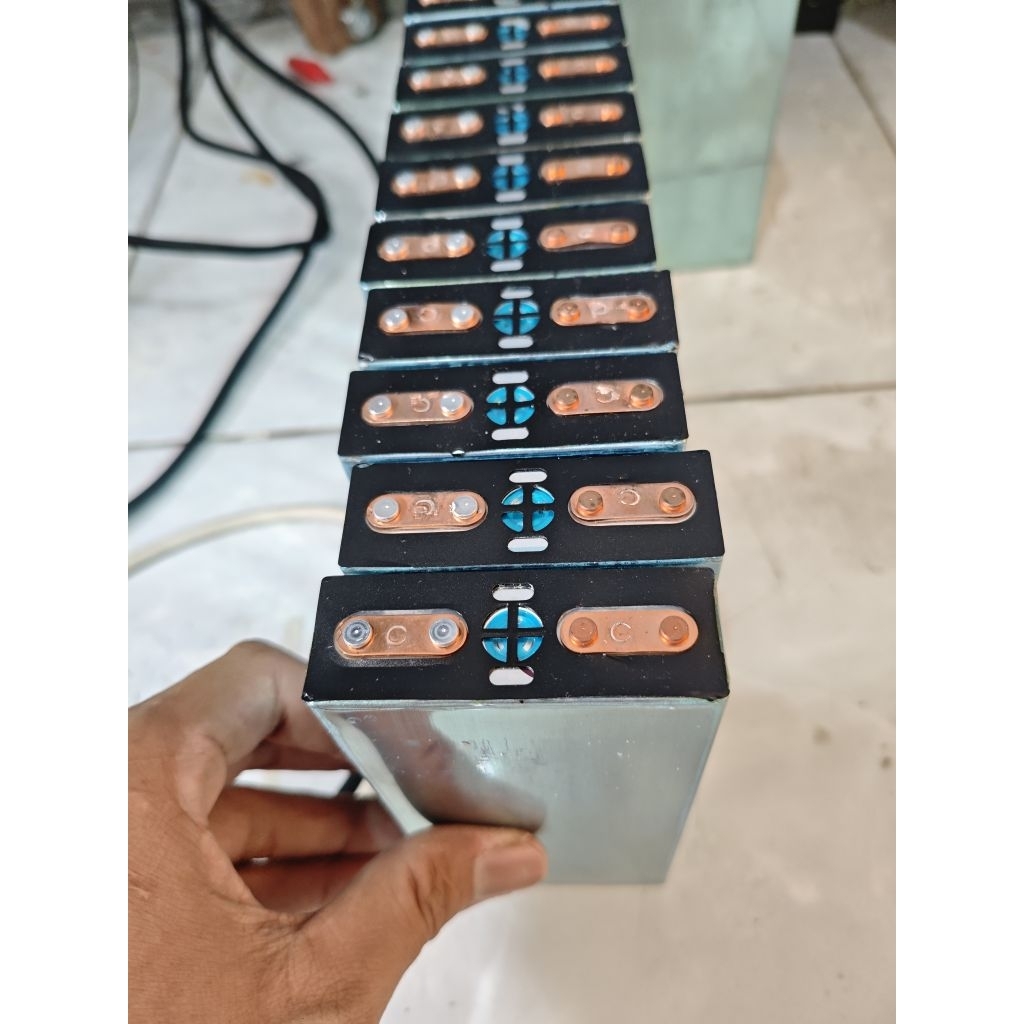 Baterai lifepo4 3.2v 22ah bekas like new