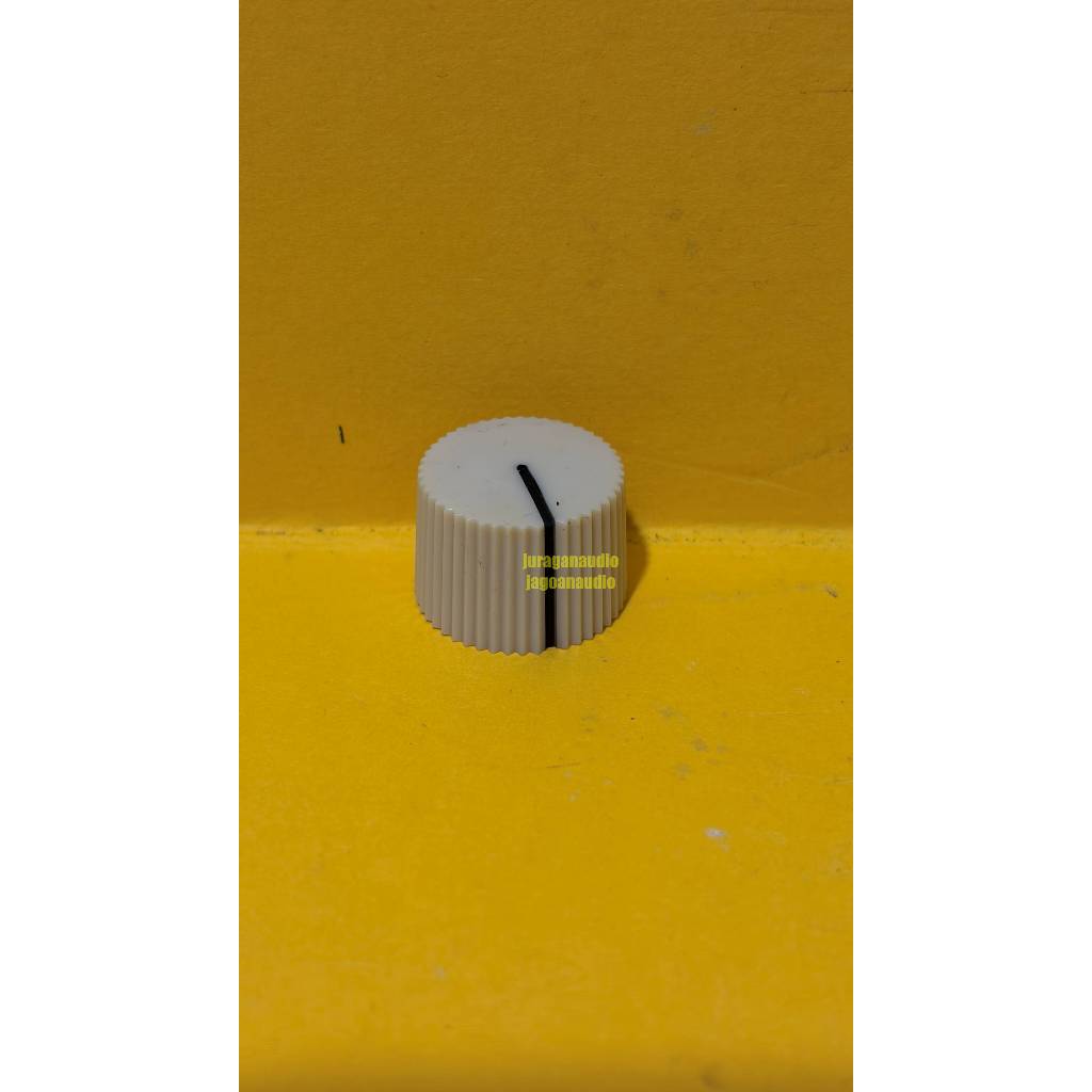 Knop Kenop Knobs Potensio Setengah Lingkaran D Shape Amplifier Fender Tonemaster Deluxe Reverb Origi