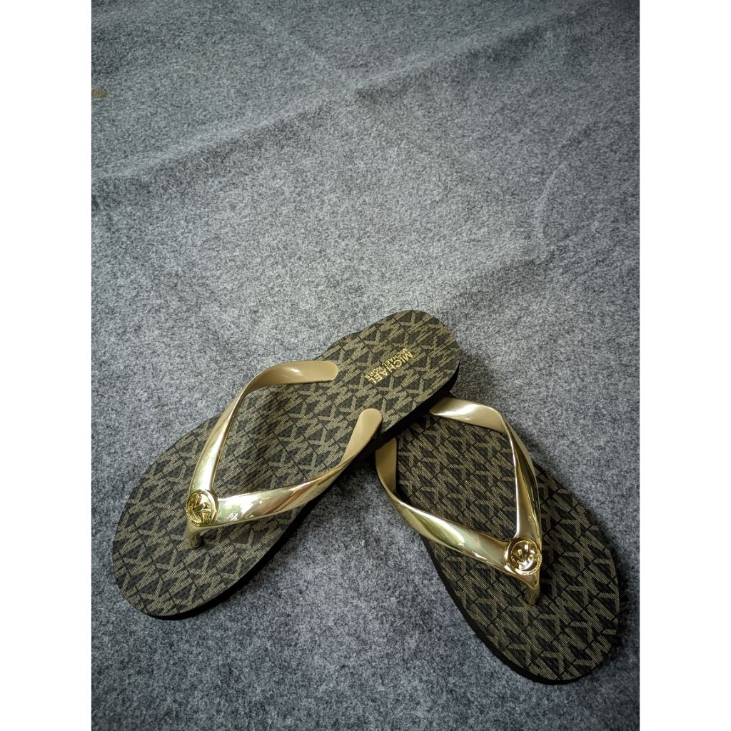Michael Kors MK Flip Flops Sandal Sandals Sendal not High Heels Flatshoes Flat Shoes