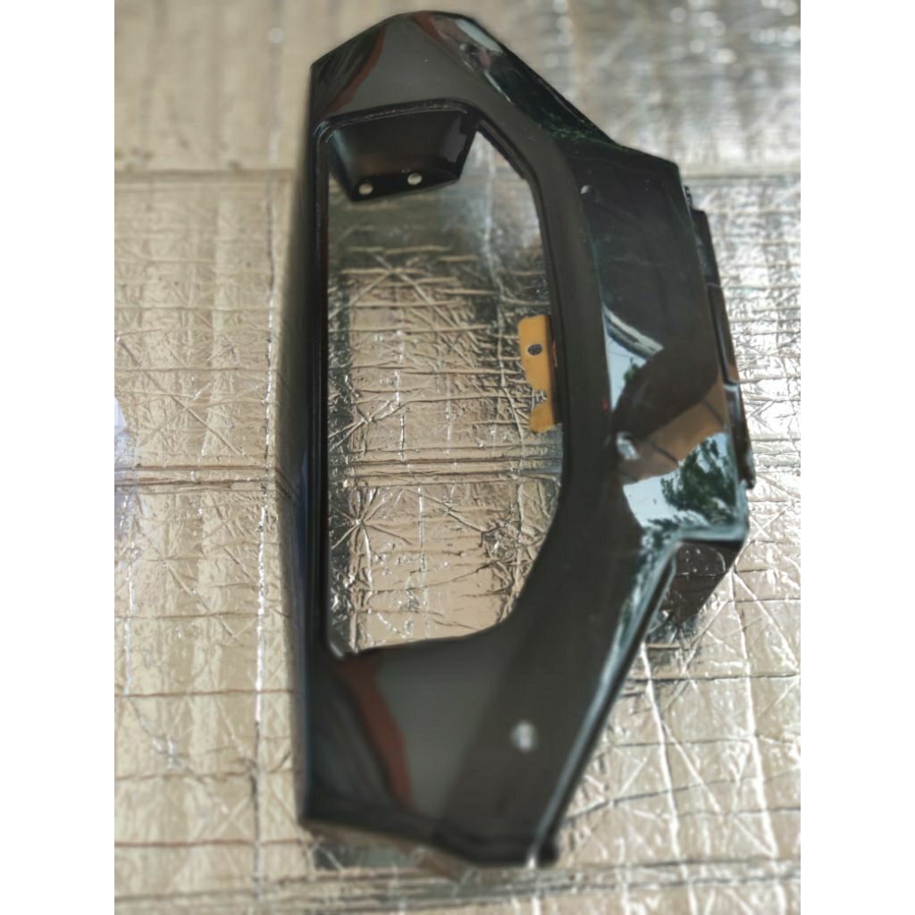 Batok lampu atas minus Original Yamaha V80SD Super deluxe