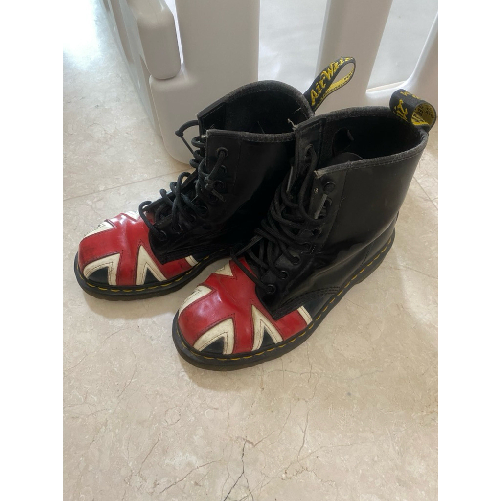 Preloved Dr.martens 1460 union jack leather