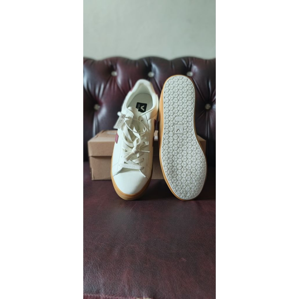sepatu veja