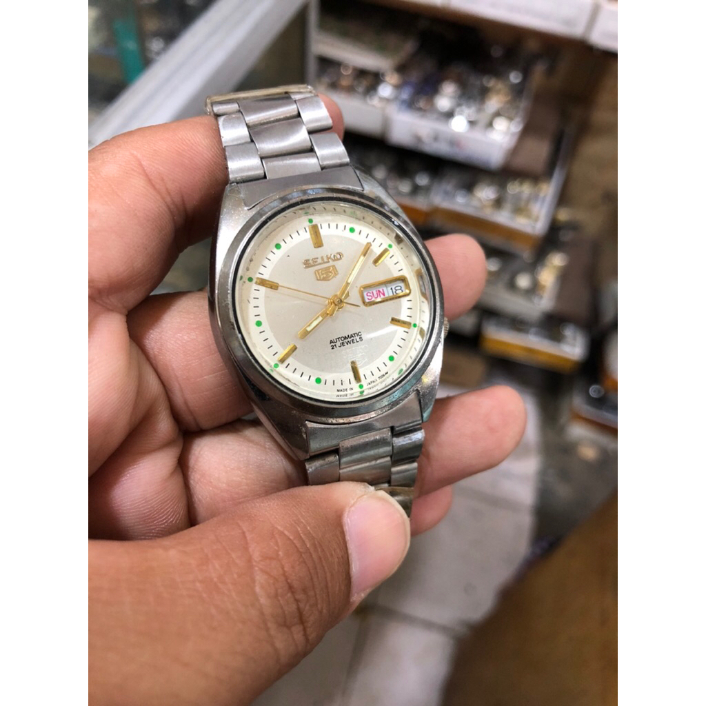 jam tangan pria seiko 5 otomatis tanggl hari silver