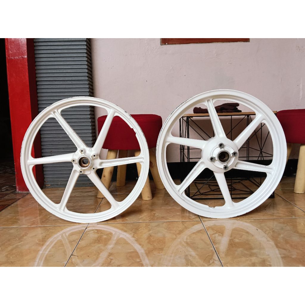 Velg Honda sonic 125 original