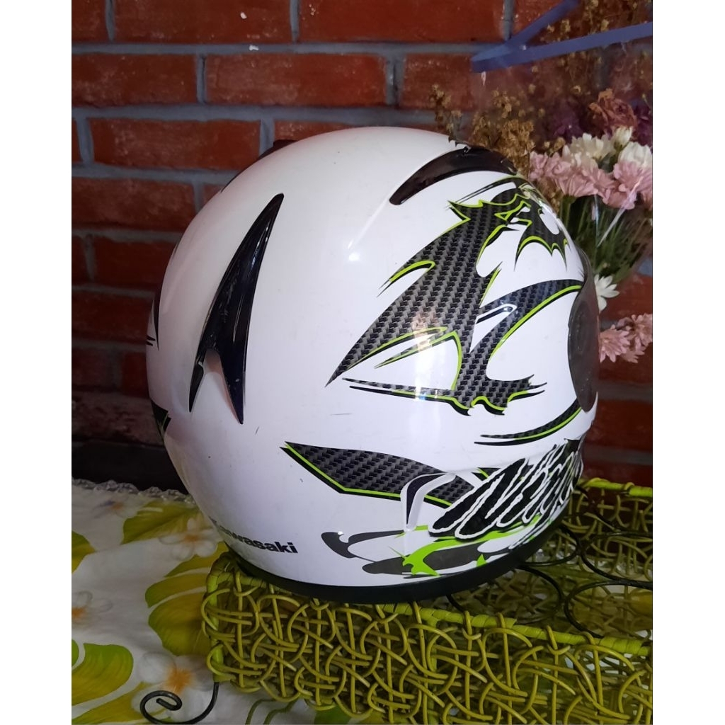 Helm Helmet Kawasaki ori Size M
