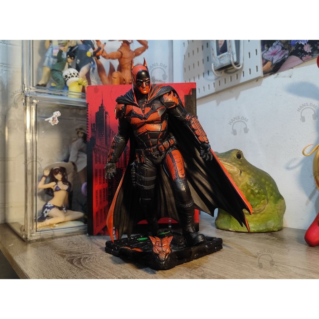 McFarlane Gold label The Batman - Red batman McFa farlane batman statue