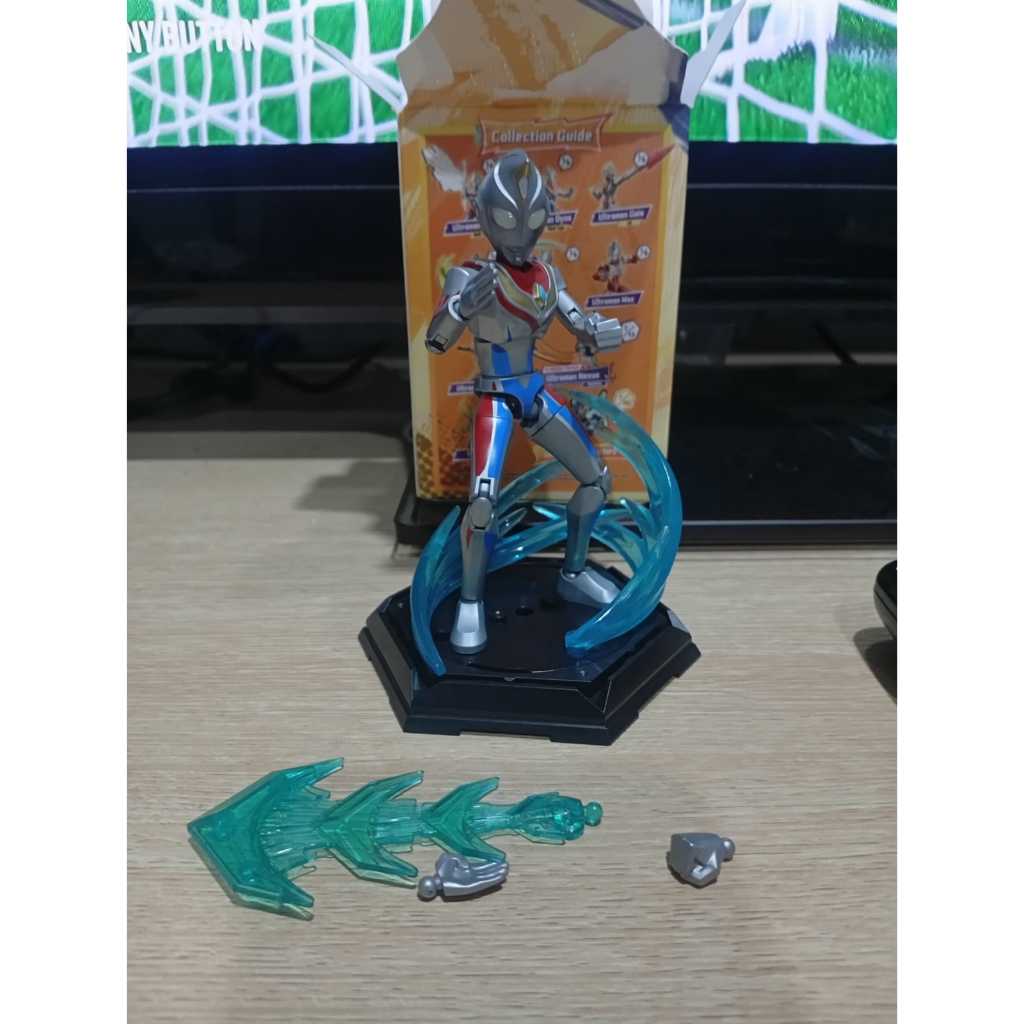 Keeppley Ultraman Dyna Flash Type