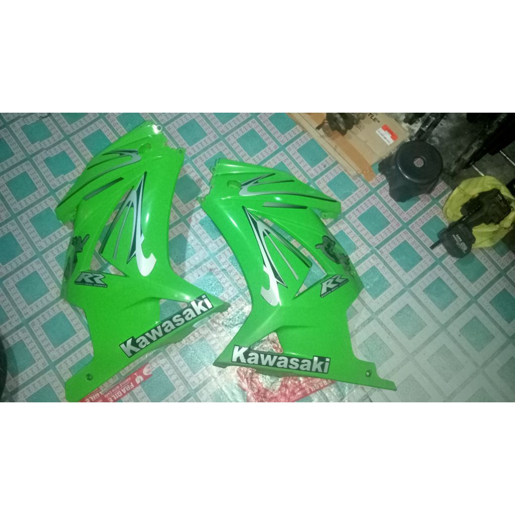 Cover Body Sayap/Fairing Kanan Kiri Original Copotan Kawasaki Ninja 250 Karbu