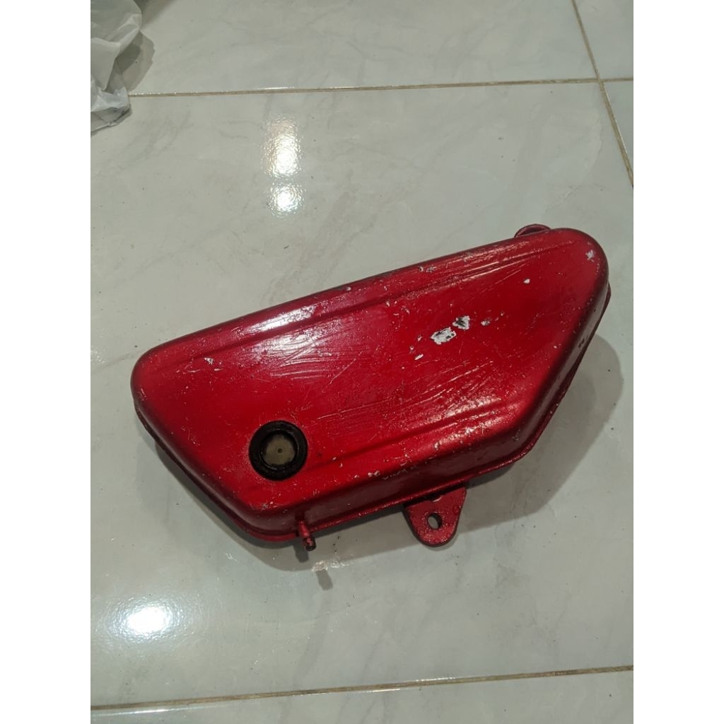 Box aki  tutup aki Yamaha rs100
