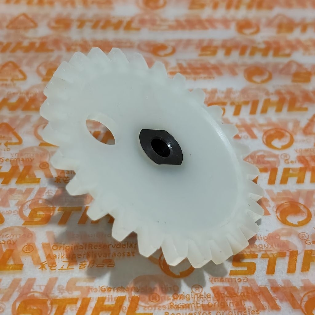 worm gear chainsaw ms381-gear pompa oli ms381