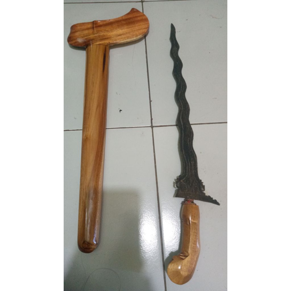 KERIS KARNO TINANDING LUK 13