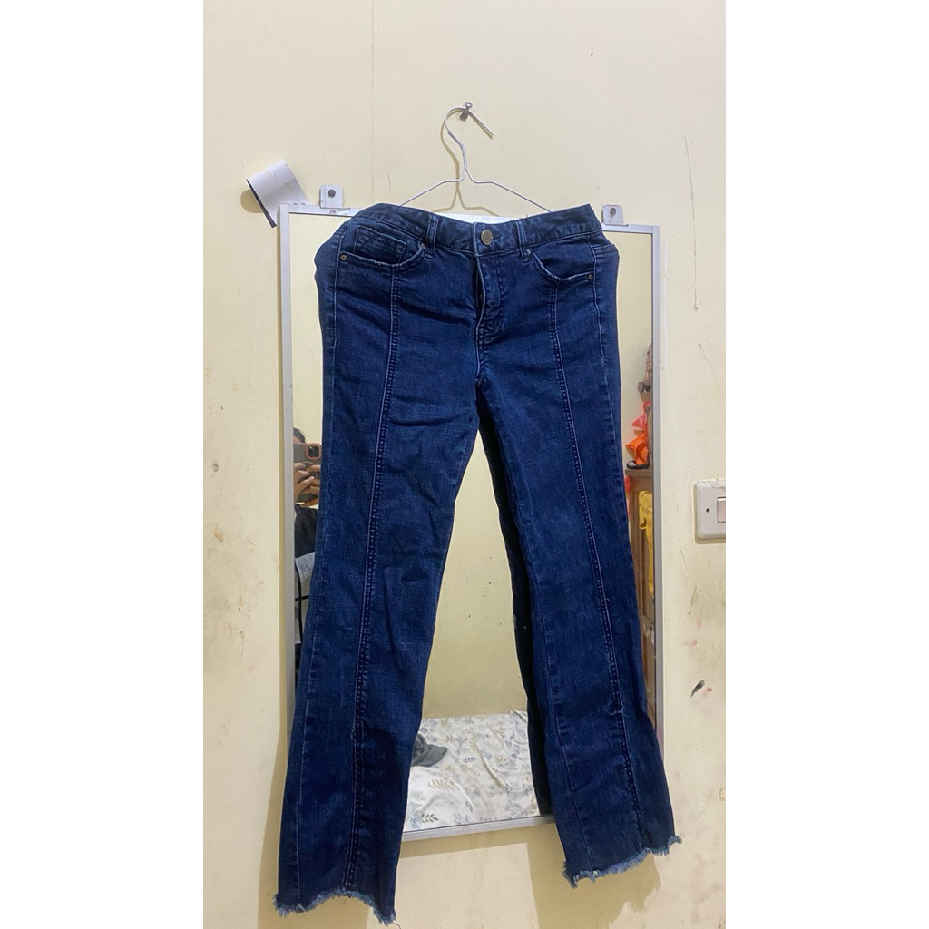HenusJeans