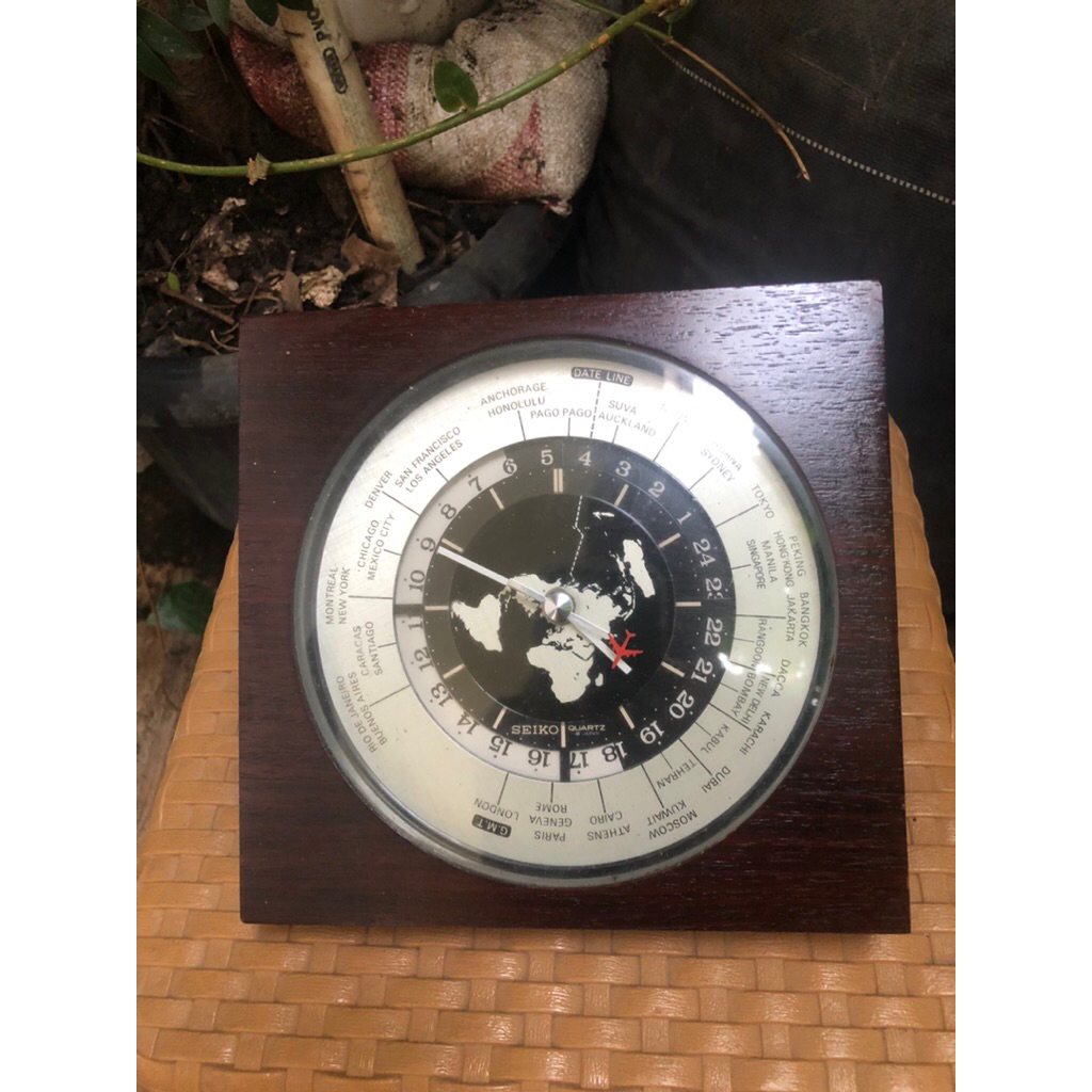 Jam meja seiko world time vintage ref QQZ877B original