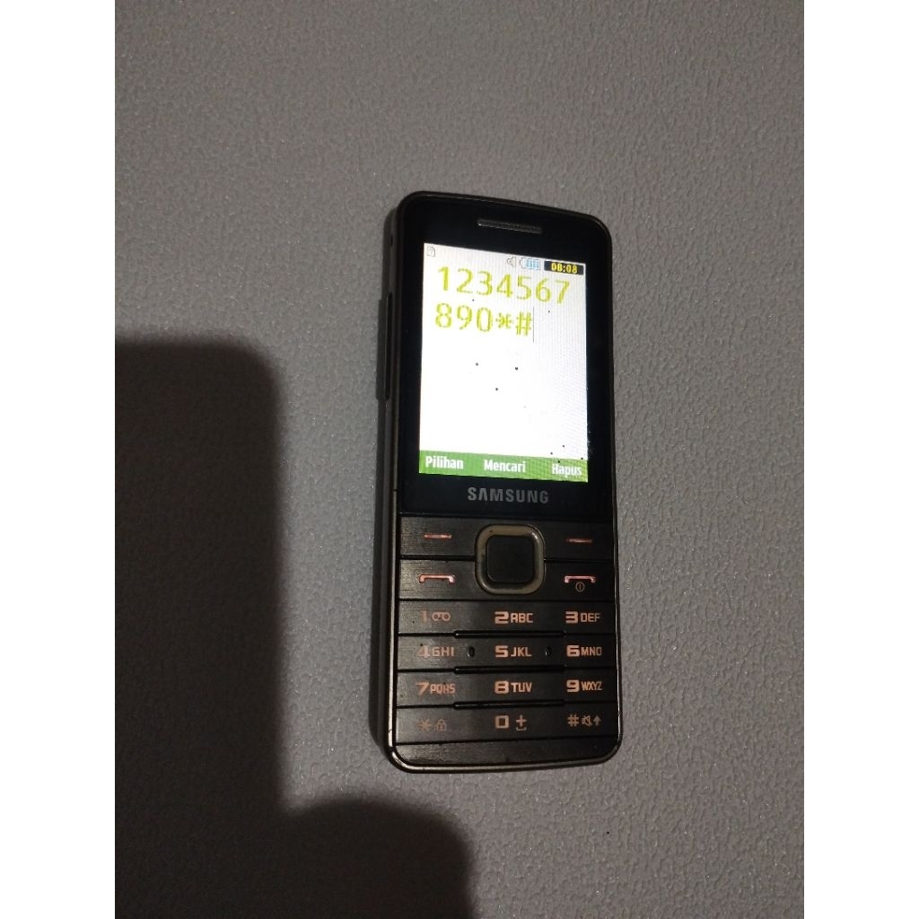 Samsung S5610 second minus