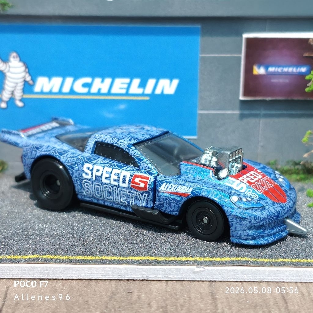 Hot Wheels Premium Boulevard '12 Corvette Z06 Drag Racer Alex Laughlin