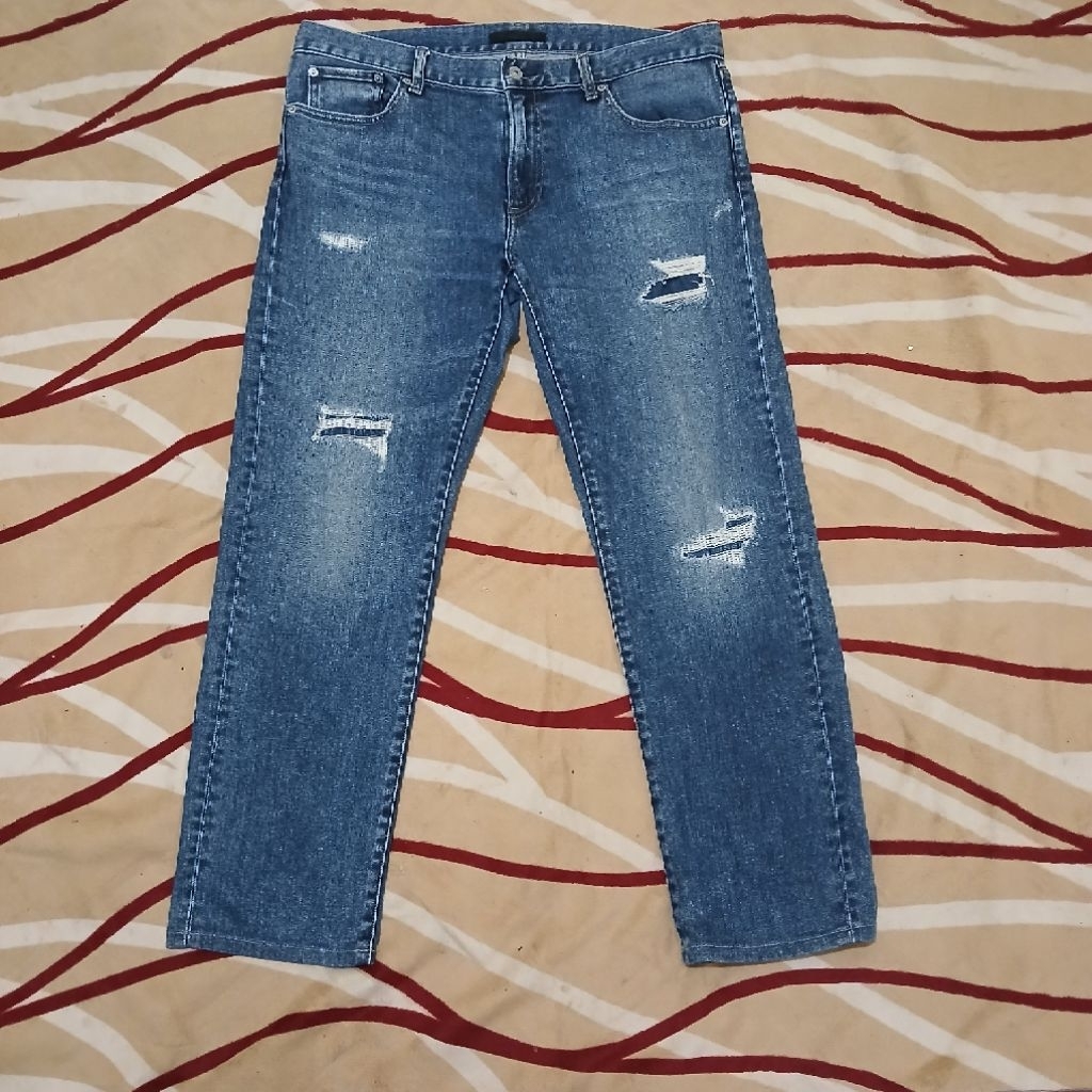 Celana Uniqlo Jeans Slim Fabric Kaihara