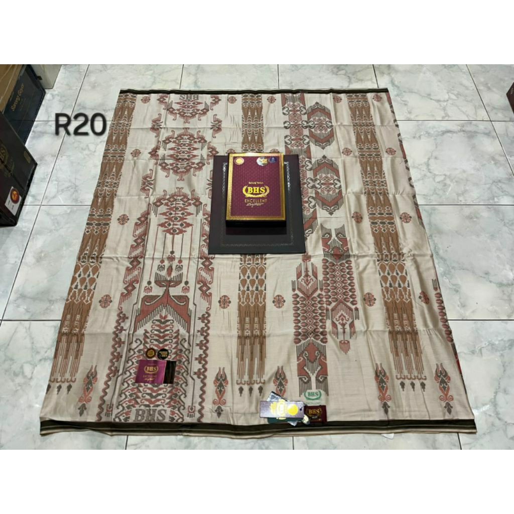 SARUNG BHS EXCELLENT JAQUARD JGP JEA JGR JGQ JGM GOLD