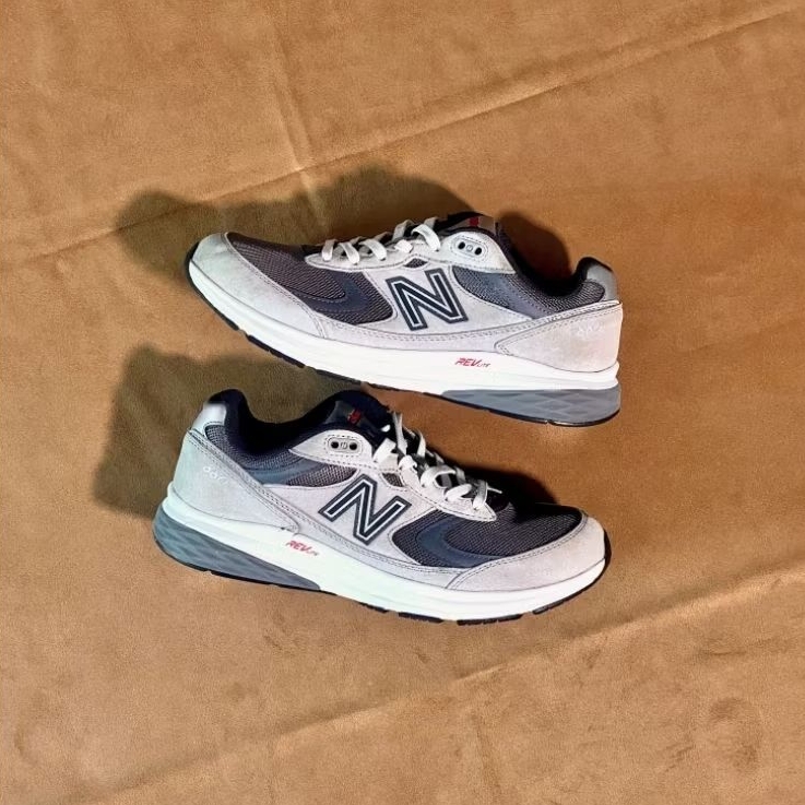 Sepatu NB 880 size 43 Original Guaranteed New Balance Nominus