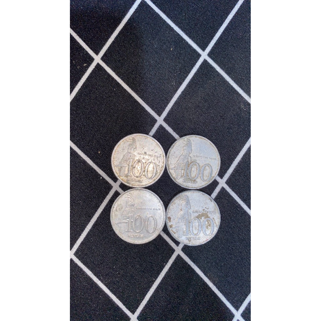 4 coin 100 rupiah kakak tua raja edisi tahun (1999-2005)