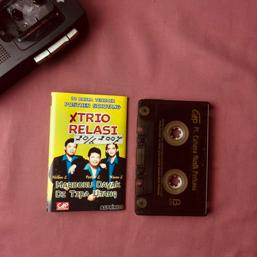 Kaset Pita TRIO RELASI Marboru Dayak Di Tipa Utang Original / 10 Karya Terbaik Posther Sihotang