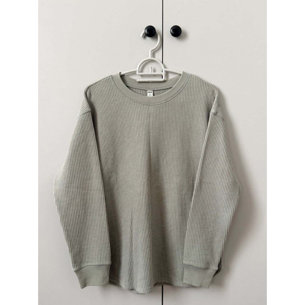 Sweater Uniqlo - Sage Green