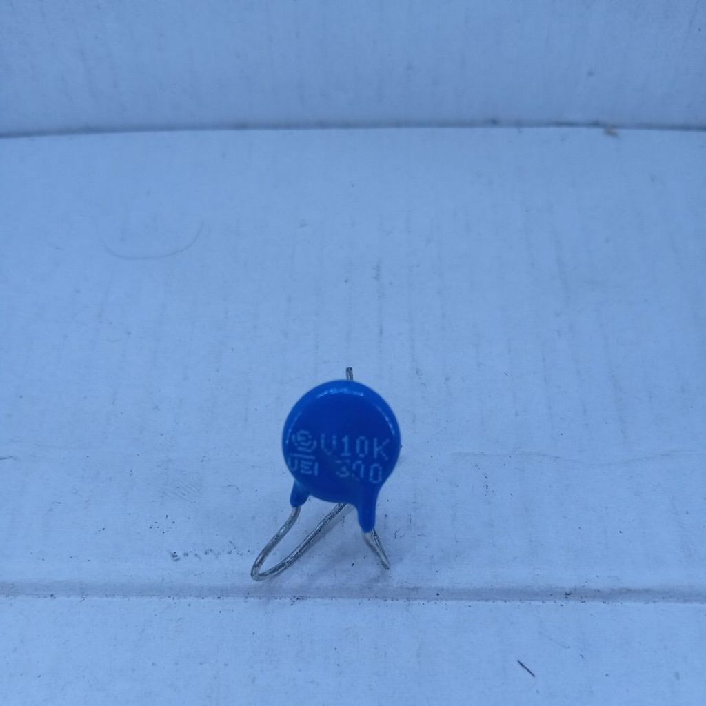 Varistor V10K300 10K300 300v