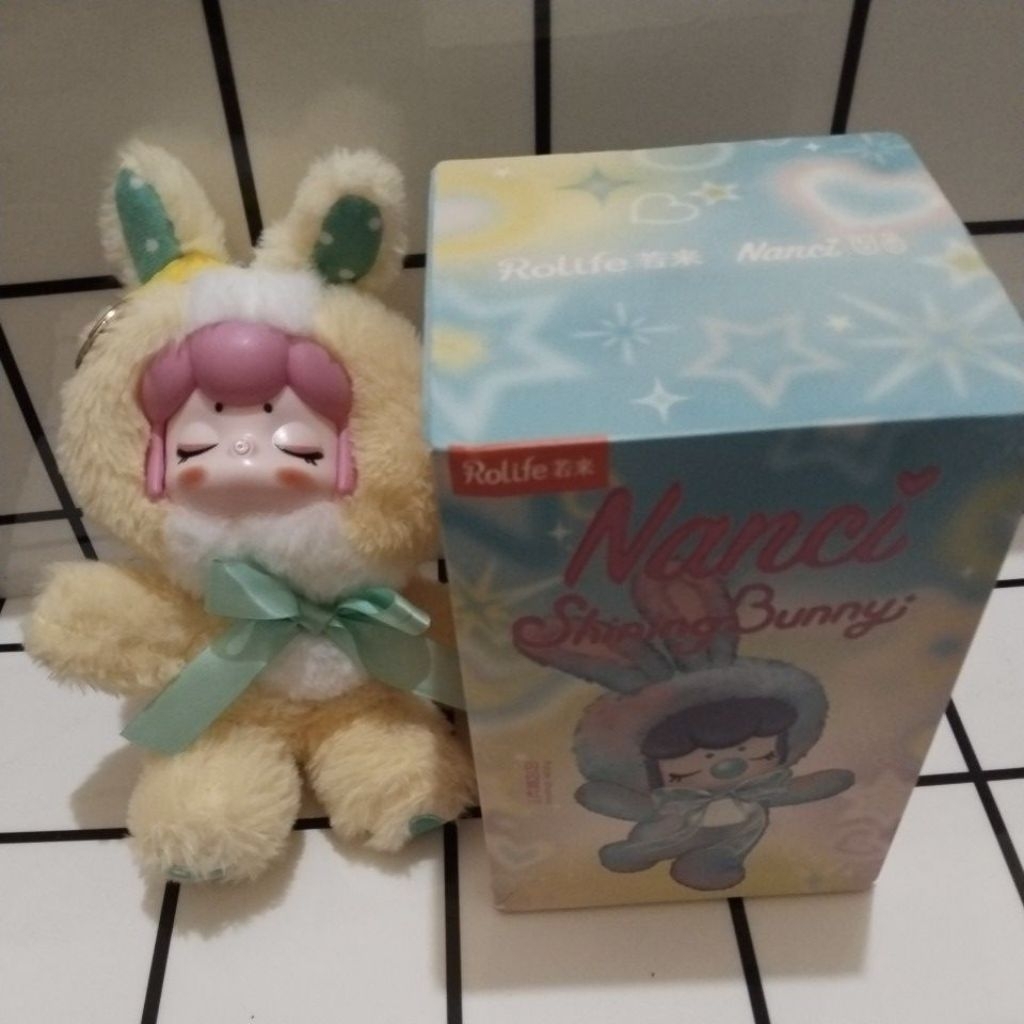 mainan blind box nanci