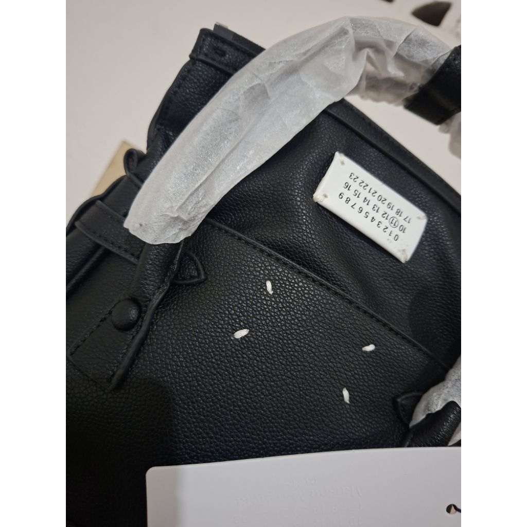 New  Maison Margiela 5ac East West Black Small
