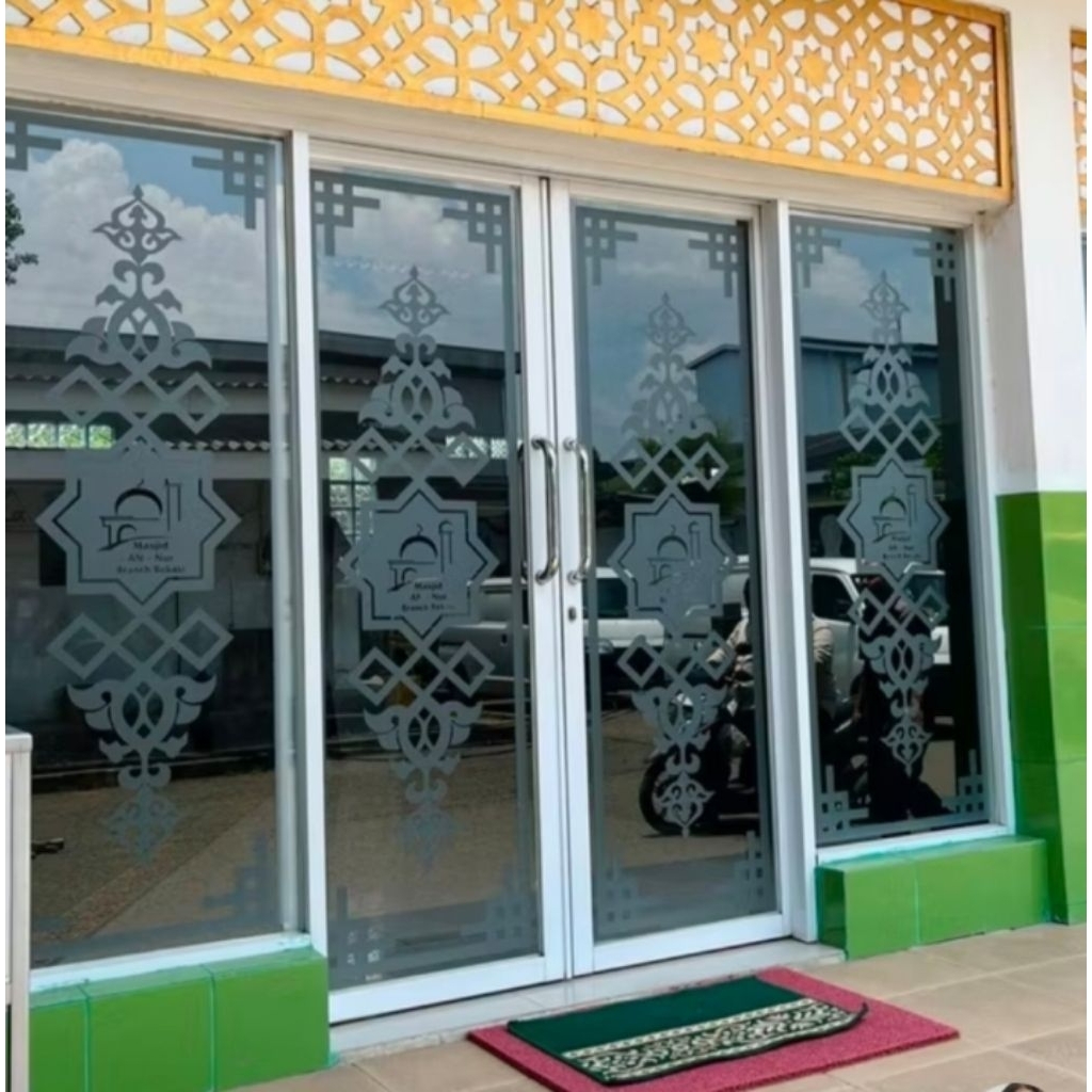 Cutting stiker kaligrafi kaca masjid Custom ukuran